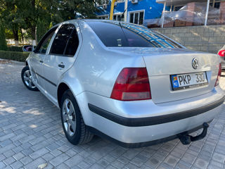 Volkswagen Bora foto 1