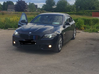 BMW 5 Series foto 1