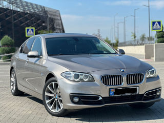 BMW 5 Series foto 2