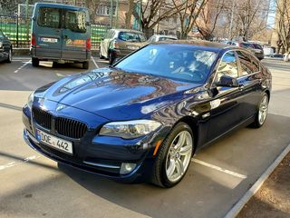 BMW 5 Series foto 5