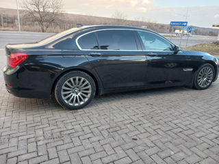 BMW 7 Series foto 2