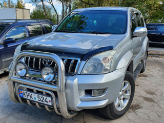 Toyota Land Cruiser Prado foto 1