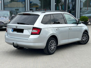 Skoda Fabia foto 2