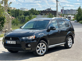 Mitsubishi Outlander foto 3