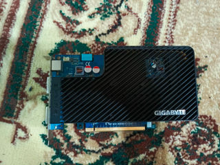  Gigabyte GeForce 8600 GT GV-NX86T512H фото 0