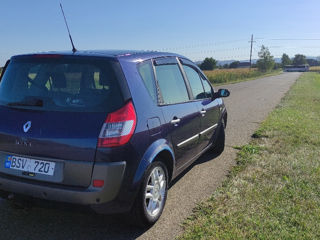 Renault Scenic foto 8