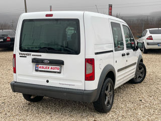 Ford Transit Connect foto 2