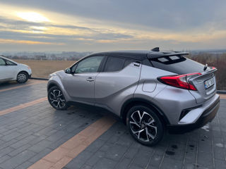 Toyota C-HR foto 5