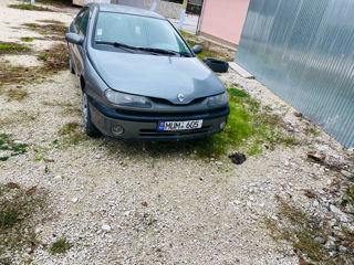 Renault Laguna foto 1