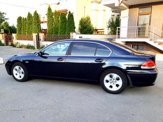 BMW 7 Series foto 3