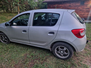 Dacia Sandero foto 3