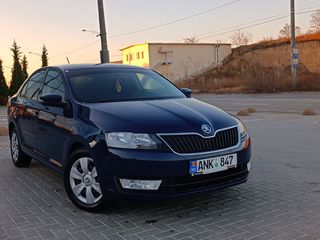 Skoda Rapid foto 1