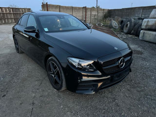 Mercedes E-Class foto 2