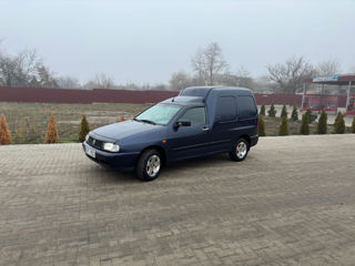 Volkswagen Caddy foto 1