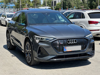 Audi e-tron foto 4