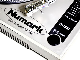 NUMARK TT-1510 Belt Drive 2 Speed Turntable / pitch control / есть пластинки foto 3