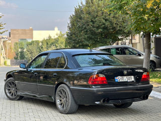 BMW 7 Series foto 6