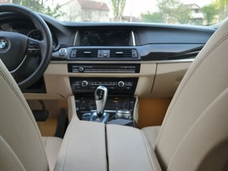 BMW 5 Series foto 6