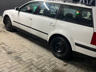 Volkswagen Passat foto 2