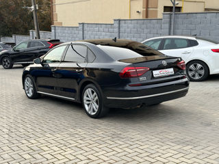 Volkswagen Passat foto 4