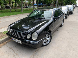 Mercedes E-Class foto 7