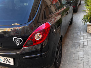 Opel Corsa foto 2