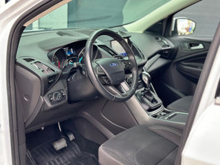 Ford Kuga foto 9