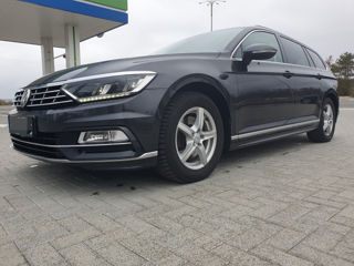 Volkswagen Passat foto 3