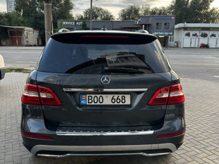 Mercedes M-Class foto 5