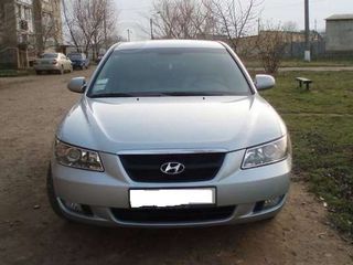 Hyundai Sonata foto 2