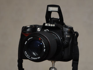 Nikon D90