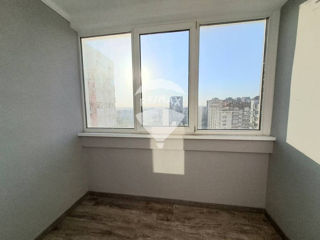 Apartament cu 2 camere, 69 m², Buiucani, Chișinău foto 3