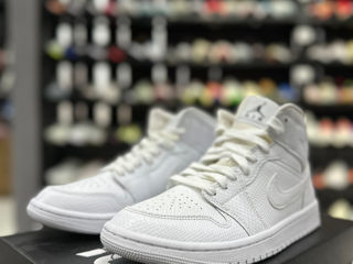 Ghete Air Jordan 1 Mid  Originali foto 1