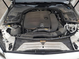 Mercedes C-Class foto 11