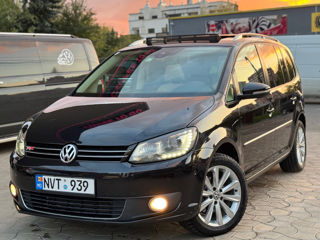 Volkswagen Touran foto 3