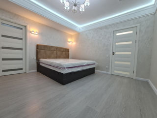 Apartament cu 3 camere, 94 m², Ciocana, Chișinău foto 14