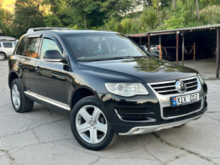 Volkswagen Touareg foto 2