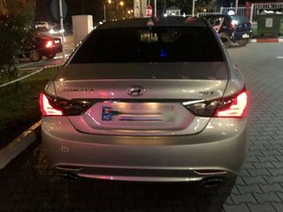 Hyundai Sonata foto 9