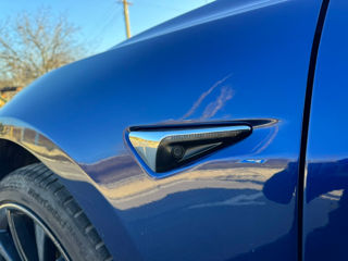 Tesla Model 3 foto 9