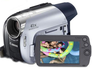 Видеокамера Canon MD215 Mini DV Camcorder 37x Zoom 800 Kpix 2.7" display Mini DV PAL foto 7