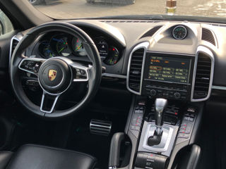 Porsche Cayenne foto 12