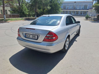 Mercedes E-Class foto 5