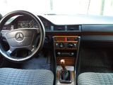 Mercedes Series (W124) foto 4