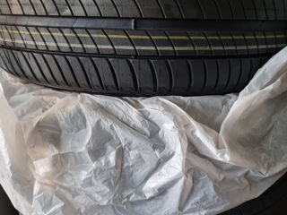 Michelin Primacy 3 ZP * GRNX (C,A,dB=71) 245/50 R18 foto 2