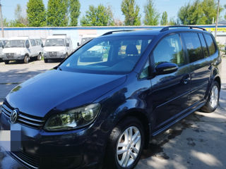 Volkswagen Touran foto 3