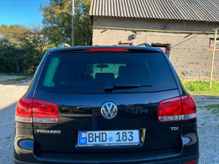 Volkswagen Touareg foto 3