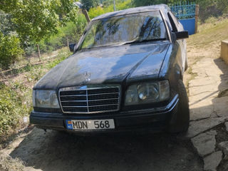 Mercedes Series (W124) foto 7