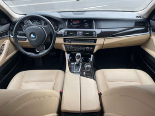 BMW 5 Series foto 5