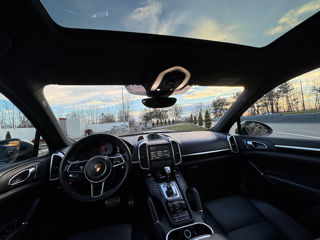 Porsche Cayenne foto 9