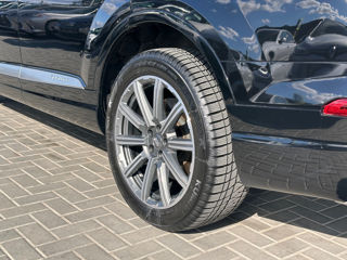 Audi Q7 foto 18